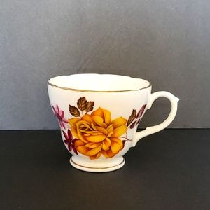 Fine Bone China Teacup